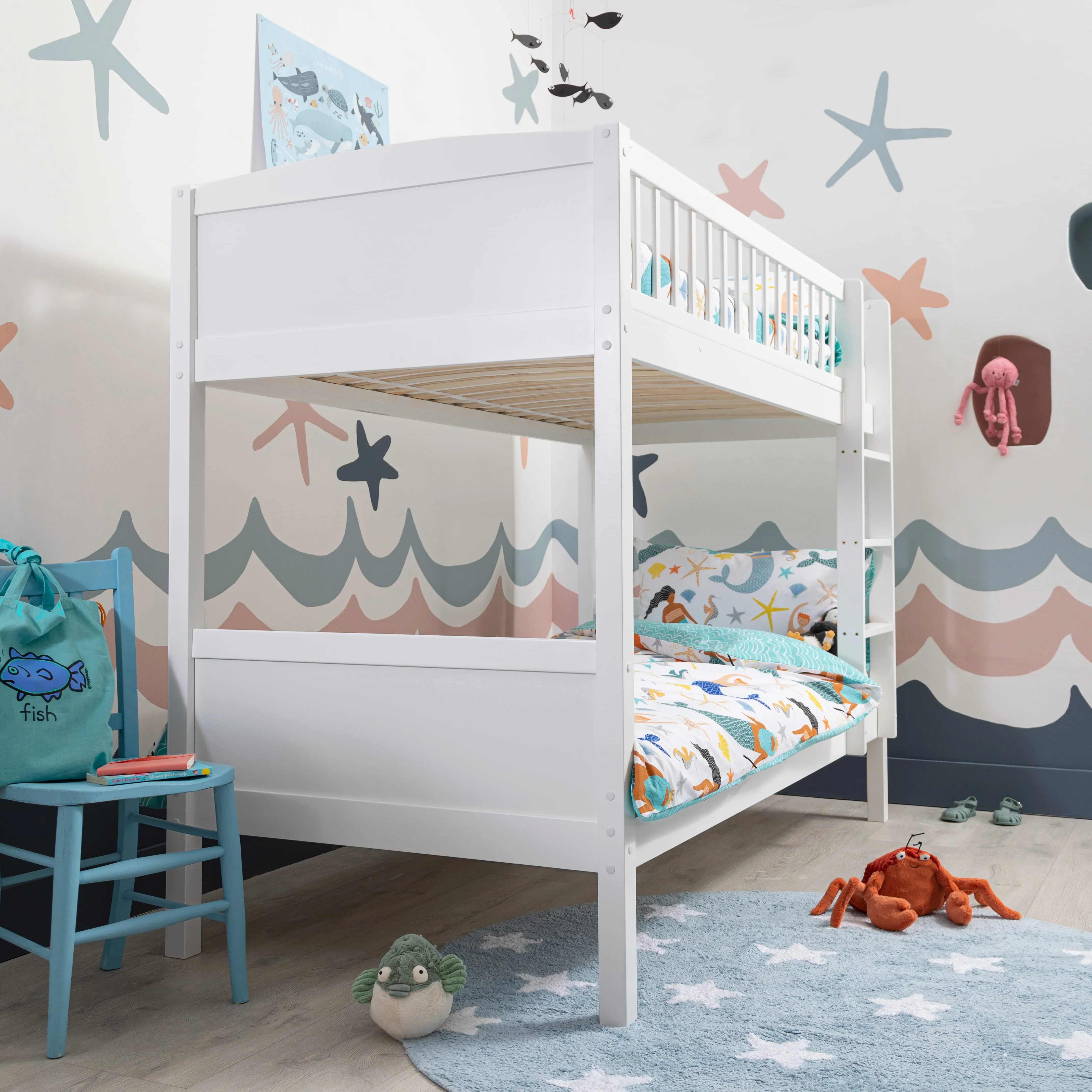 Lottie Bunk Bed With Straight Ladder in Classic White