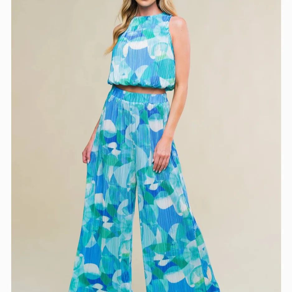 River Walk Printed Woven Plisse Top & Pant Set